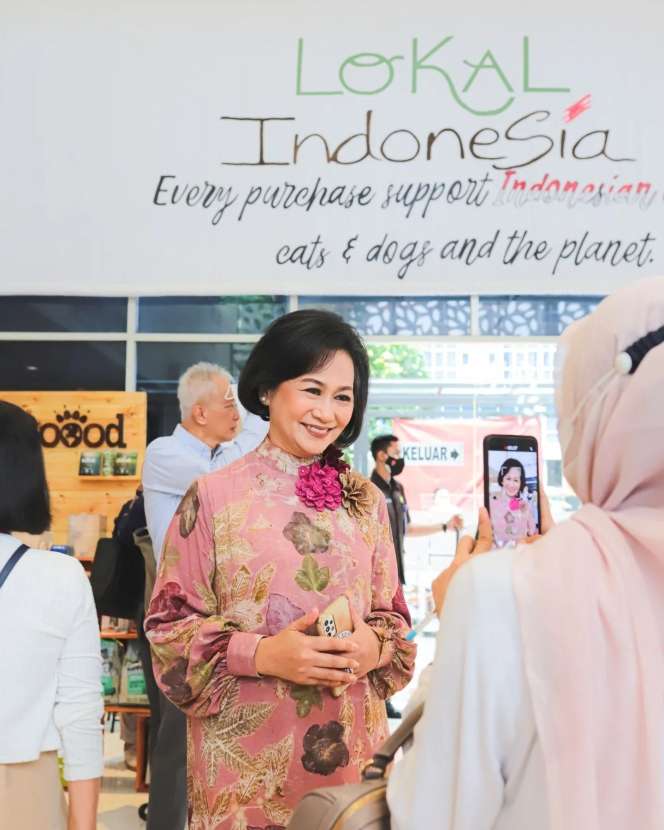 Anggota Paskibraka Pembawa Baki di Istana Ini Ternyata Artis Senior, Kariernya Melejit Hingga Dijuluki `Ratu Sinetron`