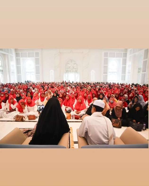 Potret Ummi Pipik Ajak Bilal Ataya Dakwah Bareng, Ganteng Banget Mirip Uje   