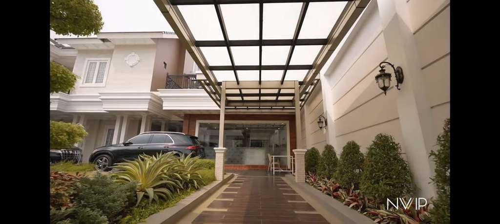 Potret Rumah Winona Adik Nikita Willy, Ukuran Super Luas Tak Kalah Mewah dari Sang Kakak