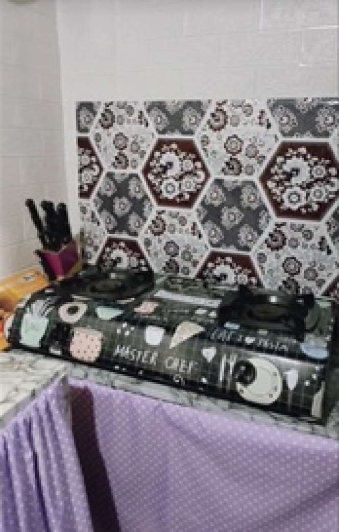 Hasilnya Bukan Main, Inilah 10 Potret Perempuan Makeover Dapur Sendiri Jadi Estetik, Bukti Cewek Tangguh!