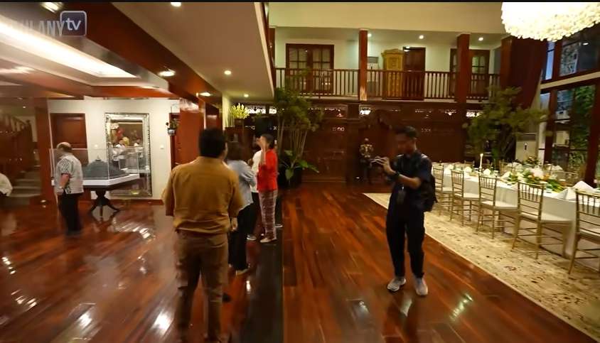 Potret Rumah Prabowo Subianto Bakal Capres 2024, Ukurannya Super Luas, Desainnya Bak Istana Kerajaan