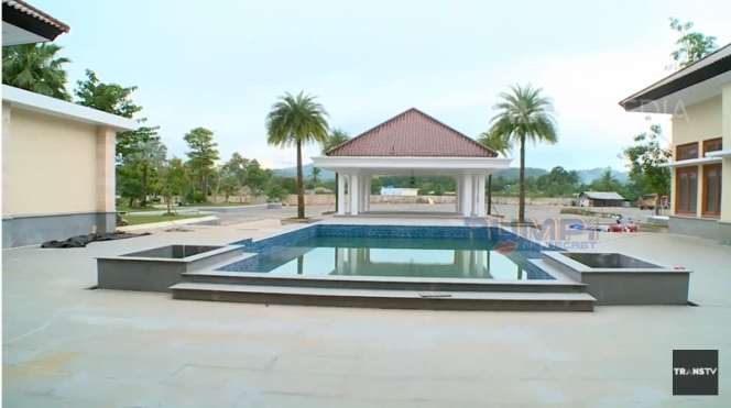Potret Rumah Mewah Haji Ciut Crazy Rich Kalimantan yang Gelar Pernikahan Anak 14 Hari 14 Malam, Luasnya Capai 3 Hektar