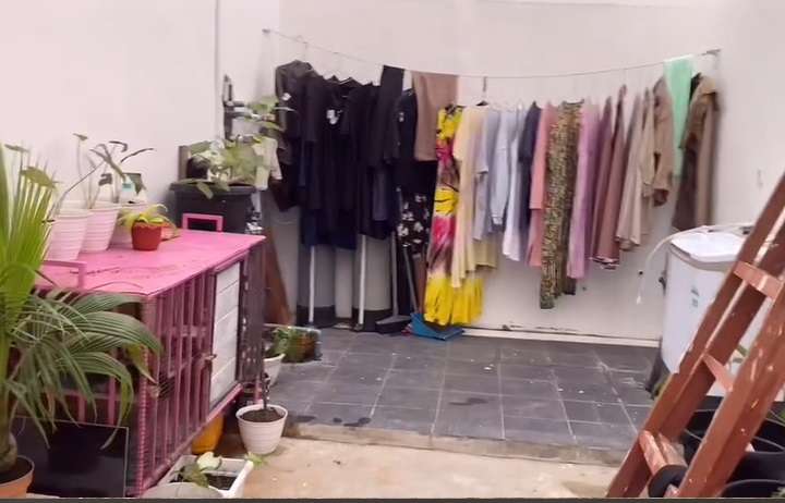 Transformasi Rumah Tua Terbengkalai yang Direnovasi Jadi Super Mewah, Penampakan Dapurnya Bikin Salfok!