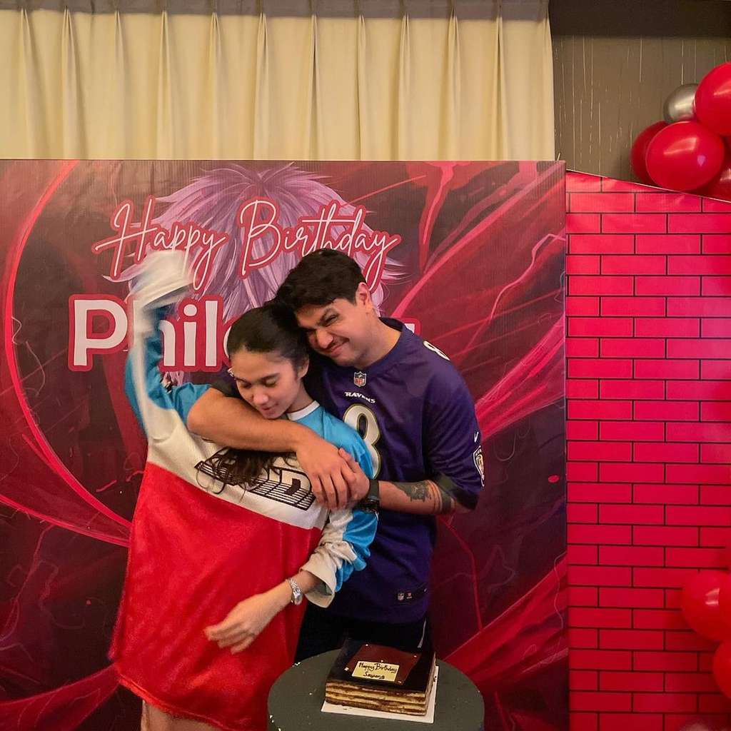 Sudah Sah Jadi Istri Pratama Arhan, Foto Mesra Azizah Salsha Bareng Mantan Masih Nongol di Feed Instagram