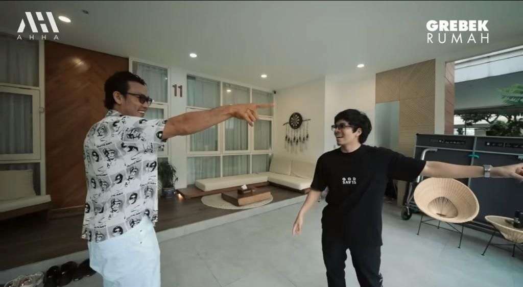 Potret Rumah Mewah Denny Sumargo, Harga Akuariumnya Bikin Kantong Menjerit!