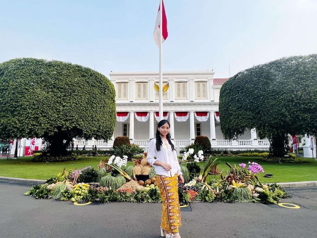 Potret Terbaru Raihana Zemma Anak Sahrul Gunawan, Punya Gelar Baru