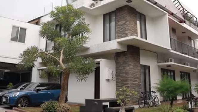 Pernah Terpuruk dan Ditangkap Polisi, Inilah 13 Potret Rumah Mewah Ello, Punya Rooftop Asyik Buat Nge-chill sampai Studio Musik Berkelas