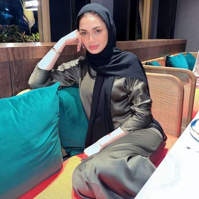 Potret Mantan Istri Tengku Tezi yang Dulu Diselingkuhi, Kini Pamer Suami Baru