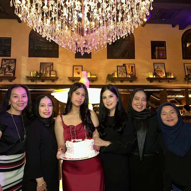 Potret Perayaan Ulang Tahun Almira Anak Annisa Pohan dan Agus Yudhoyono, Salfok Sama Tingginya