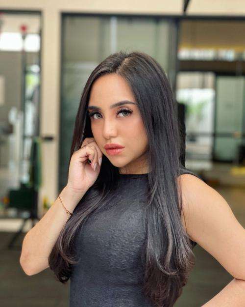 Potret Salmafina Sunan yang Makin Berani Setelah Dipacari Duda