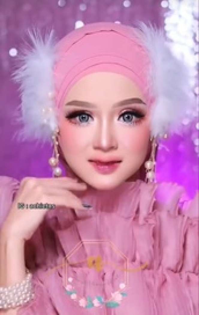 Videonya Viral dan Pernah Ditonton Sampai 50 Juta Kali, Inilah Potret 'Mbak Makeba' Tanpa Makeup, Netizen: Wajahnya Gak Ngebosenin