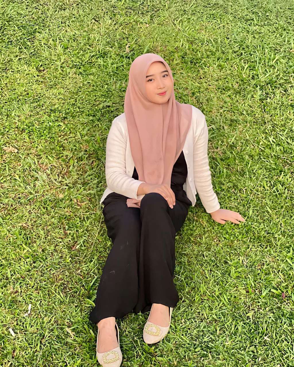 Masih Ingat Nur Aini Gadis Cantik yang Dulu Viral Jadi Kuli Angkat Semen? Kini Kabarnya Mengejutkan
