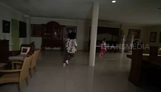 Pemuda Tampan Ini Dulu Jadi Idola Kaum Hawa, Kini Jadi Aktor Legenda Tanah Air, Penampakan Rumahnya Bikin Melongo!