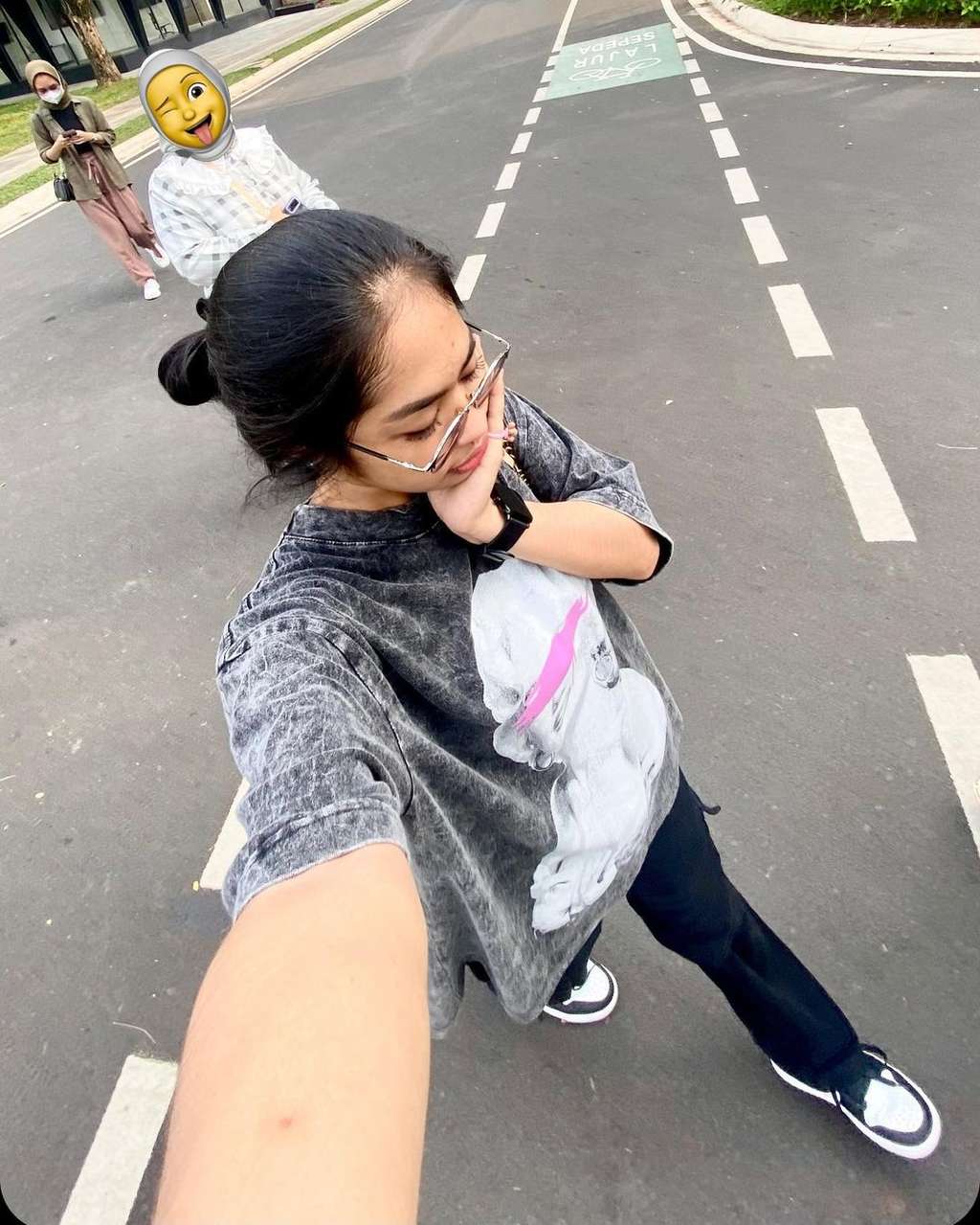 Potret Novita Calon Dokter Cantik, Pacar Jeam Kelly Sroyer Bintang Timnas Indonesia