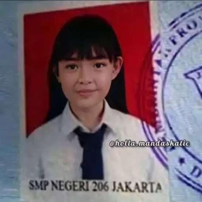 Potret Pas Foto Seleb saat Masih SMP, Amanda Manopo Glowing Dari Dulu