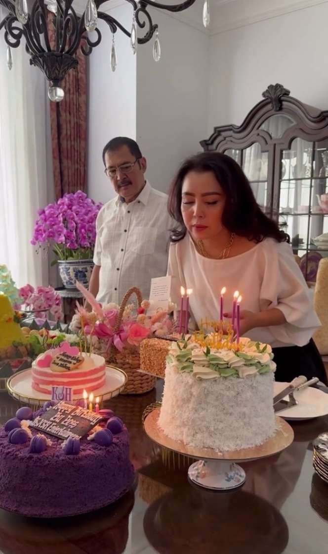 Punya Suami Tajir Melintir, Mayangsari Rayakan Ulang Tahun ke-52 dengan Sederhana di Rumah