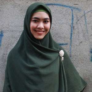 intip Gaya Sederhana Oki Setiana Dewi