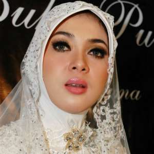 Ramadan, Syahrini Siapkan Single Religi?