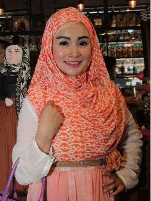 Soraya Larasati : Doa Suamiku Agar Aku Berhijab
