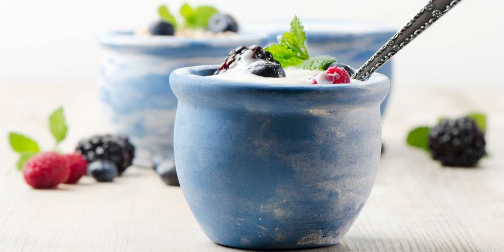 Amankah Mengkonsumi Yoghurt Saat Puasa? Amankah Mengkonsumi Yoghurt Saat Puasa?