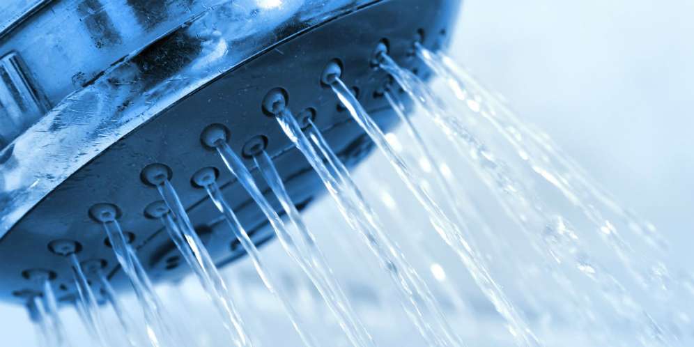 Lebih Sehat Dengan Mandi Air Dingin Lebih Sehat Dengan Mandi Air Dingin