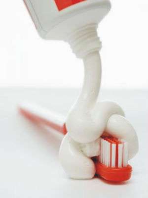 Pasta Gigi dengan Pemutih Ternyata Tidak Beri Banyak Manfaat