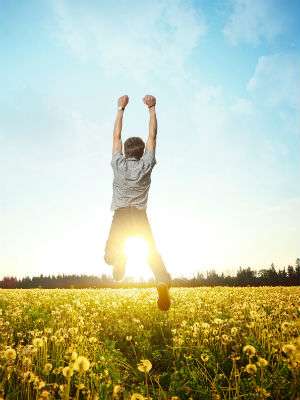 Menjaga berat badan sebagai cara menurunkan tekanan darah tinggi.
