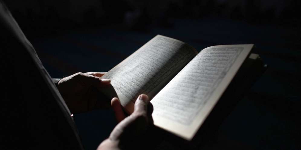 Kisah Mualaf Inggris: Menangis saat Baca Alquran