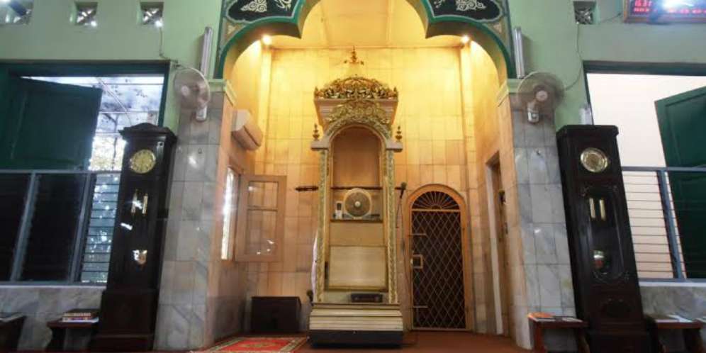 Masjid Al Makmur, Oase di Tengah Pusat Ekonomi Tanah Abang