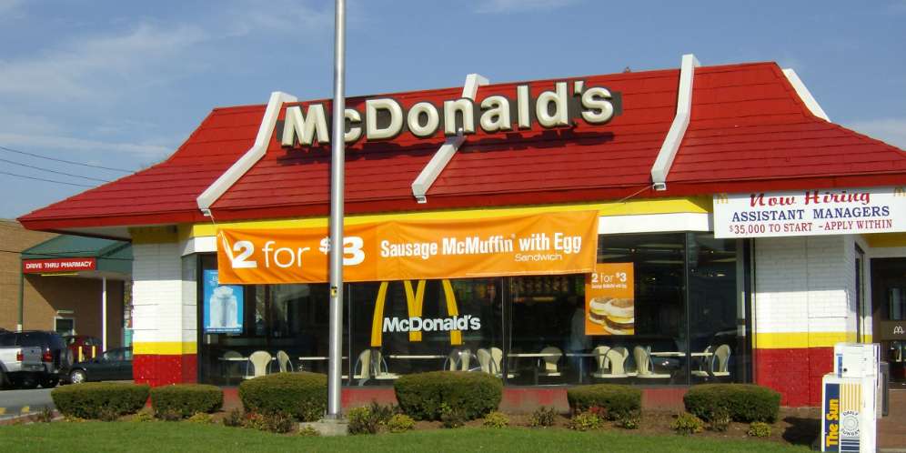 Penjualan Seret, McDonald's Tutup 350 Gerai