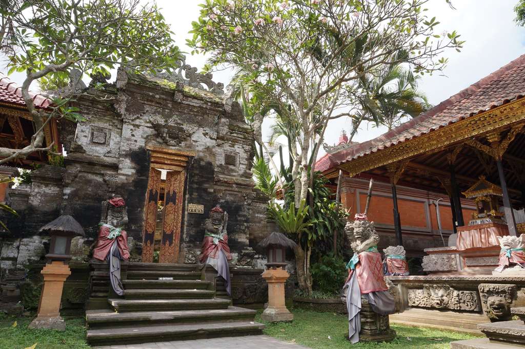 Sejumlah Destinasi Menarik di Pulau Bali Sejumlah Destinasi Menarik di Pulau Bali