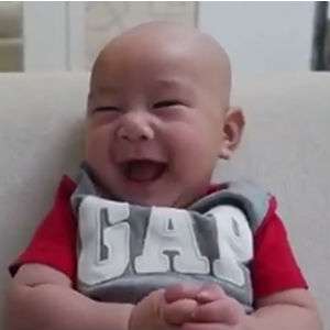 Ekspresi Rafathar Saat Mendengar Bacaan Doa Bikin Gemas