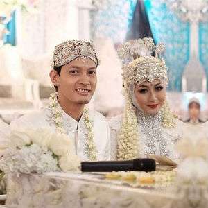 Resmi Menikah, Fedi Nuril Unggah Foto Pertama Bersama Istri