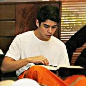 Al Ghazali Mengaji, Netizen : Calon Imam Ganteng
