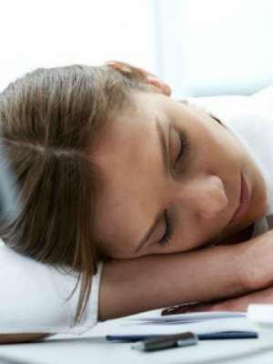 Lebih Suka Tidur dalam Kondisi Gelap atau Lampu Menyala?