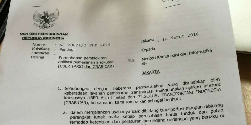 Menhub Minta Aplikasi GrabCar dan UberTaxi Diblokir