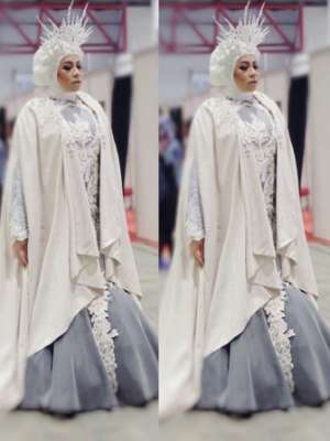 Rahasia Melly Goeslaw Bikin Lagu-lagu Baper