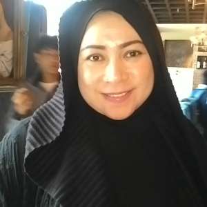 Lagu ini, Membuat Melly Goeslow Berfikir Keras