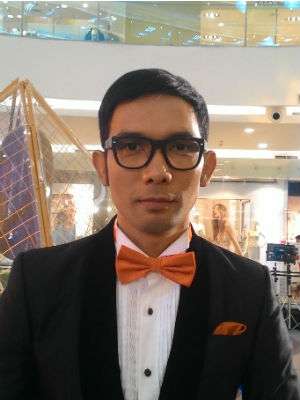 Ramadan, Indra Herlambang Kurangi Job, Perbanyak Ibadah