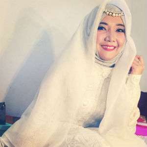 Pesan Penyanyi Sulis Bikin Para Suami Malu Pesan Penyanyi Sulis Bikin Para Suami Malu