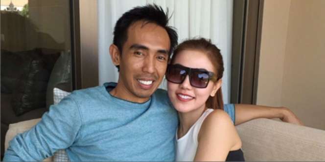 Tak Hadiri Sidang, Suami Bella Shofie Tersangkut Kasus Suap? Tak Hadiri Sidang, Suami Bella Shofie Tersangkut Kasus Suap?