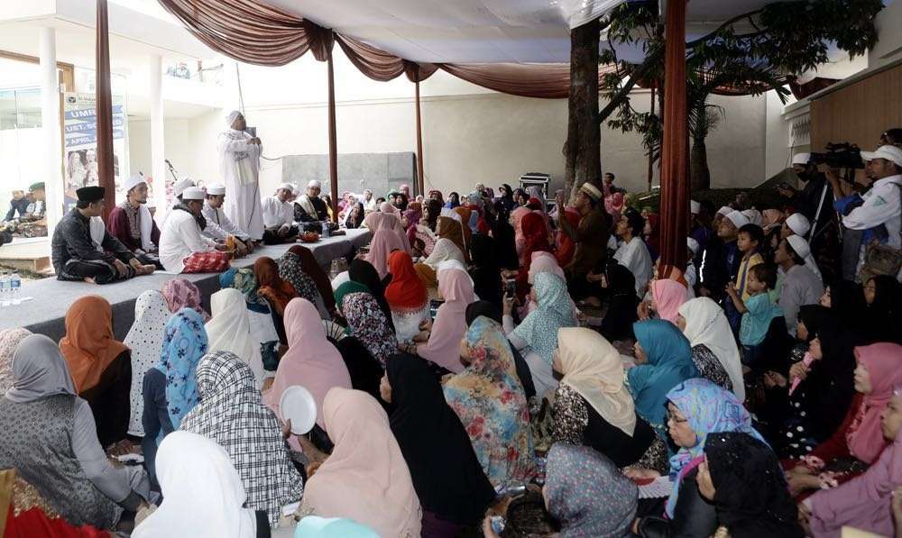 Bangun Rumah Mewah Miliaran, Ini Kata Ustaz Solmed
