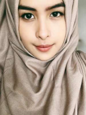 Berhijab, Maudy Ayunda Didoakan Netizen Istiqomah