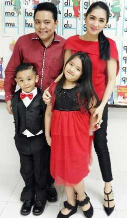 Keluarga Angel Karamoy Keluarga Angel Karamoy