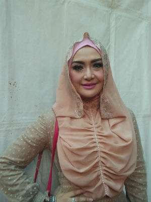 Lewat Ikhtiar Eddies Adelia Memutuskan Bercerai