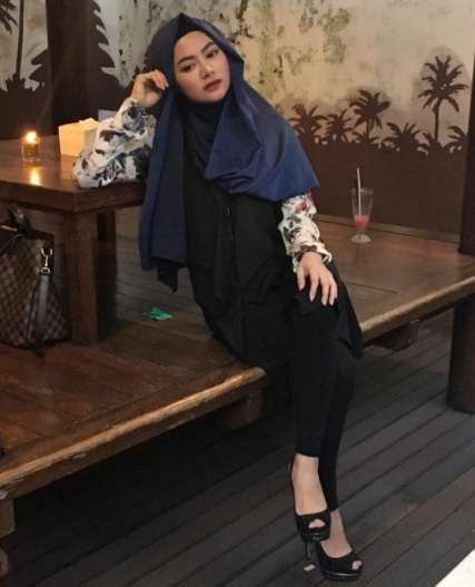 Yetuk ozarbayjon ayollarining porno suratlari BDSM porno jinsiy aloqa bekasi qul femdom strap-on video