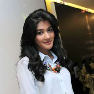 Lama Menghilang, Naysila Mirdad Mau Menikah?