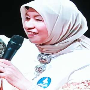Cerita Nurhayati Subakat Angkat Wardah Jadi Kosmetik Halal Per