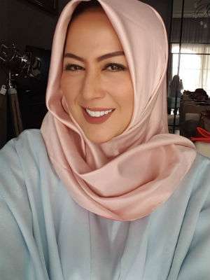 Masya Allah Alasan Istri Denny Cagur Berhijab Masya Allah Alasan Istri Denny Cagur Berhijab
