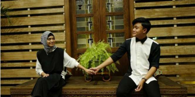 Cantiknya Kekasih Rizky Febian Berhijab
